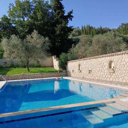 Pool Villa Grigoris Aspiotades Zewnętrze zdjęcie