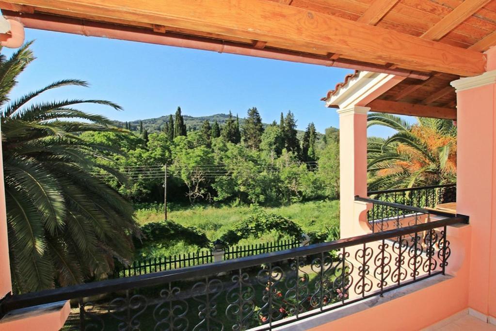 Pool Villa Grigoris Aspiotades Zewnętrze zdjęcie