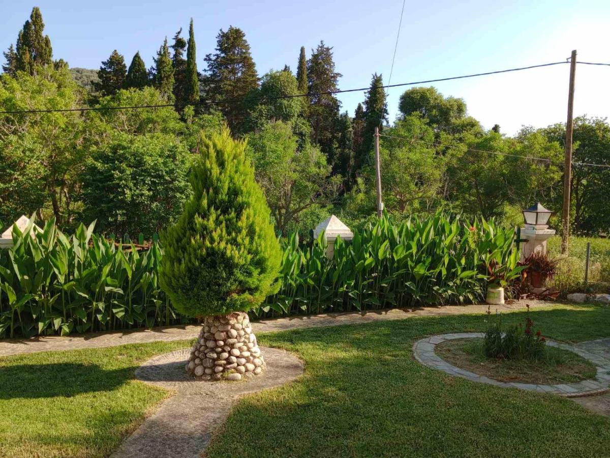 Pool Villa Grigoris Aspiotades Zewnętrze zdjęcie